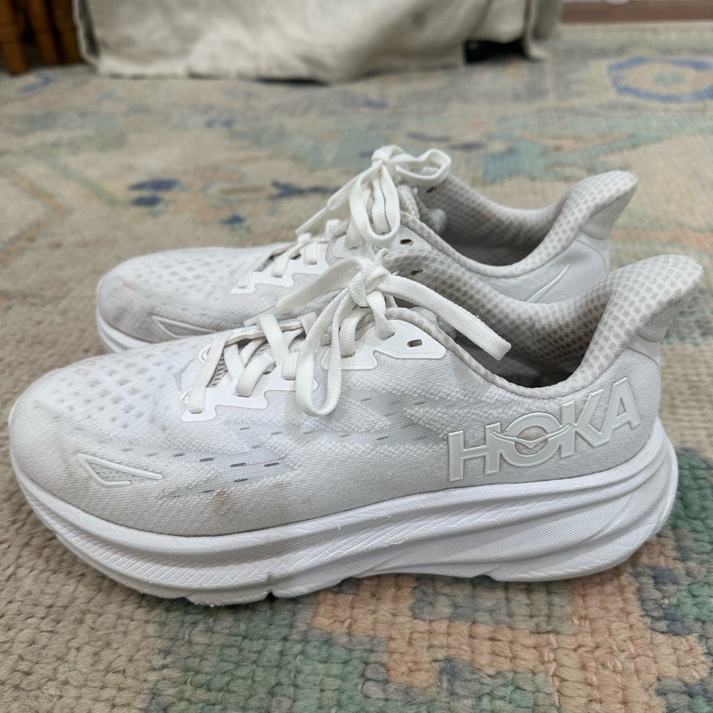 COPY - Hoka Clifton women’s -size 7.5